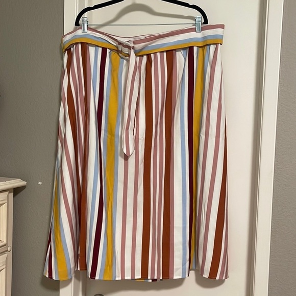 Nwt Eloquii Tropical Sunrise Belted Skirt. - Picture 1 of 6
